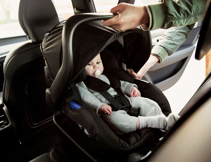 Axkid Modukid Babyschale mit Isofix Basis