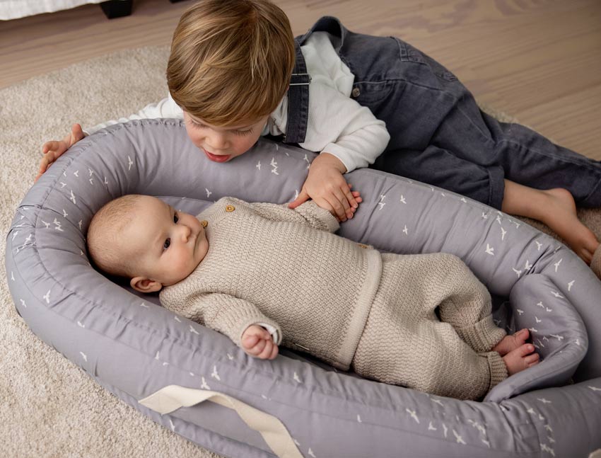 Voksi Babynest Premium Stone Grey Flying